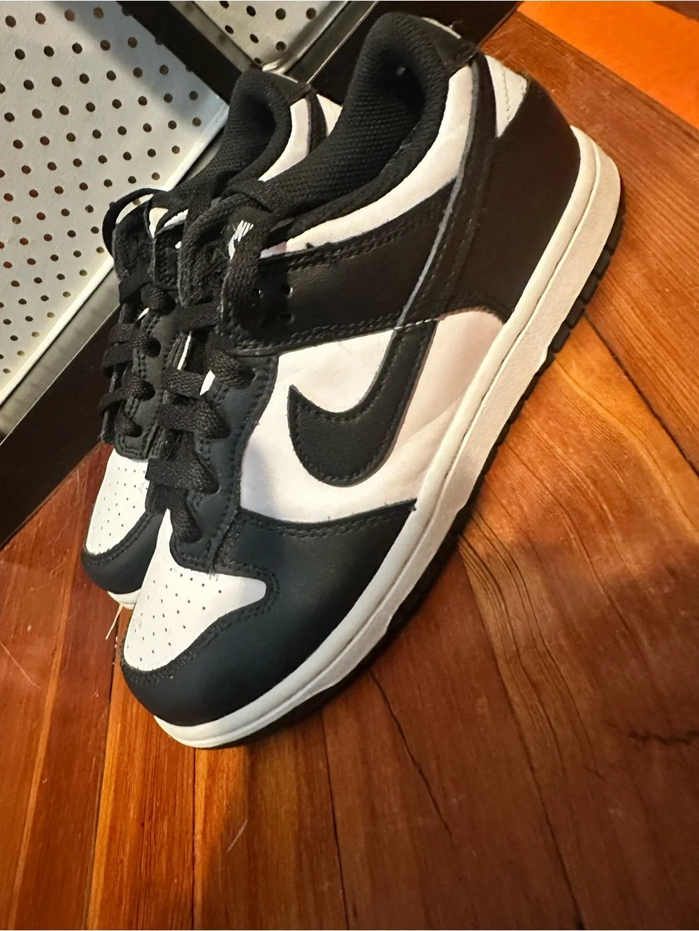 Nike- Kids Panda Black White Dunk Low size 3 (PS)